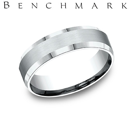 Benchmark14K White Light Comfort Fit Band